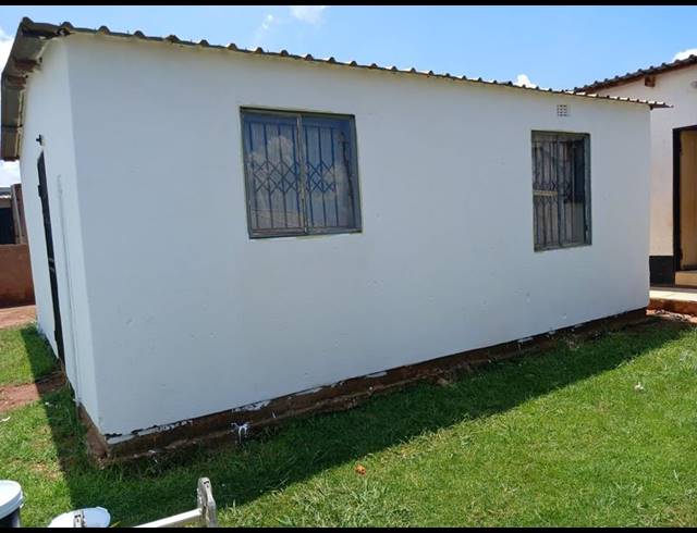 2 BEDROOM HOUSE FOR SALE IN EDEN PARK